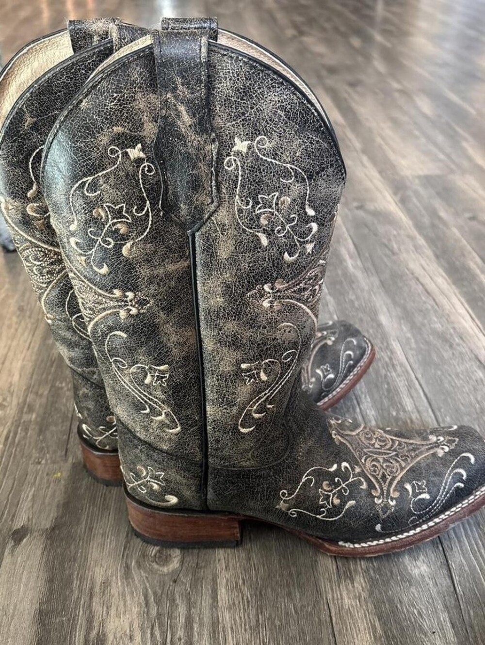 Circle G Black Distressed & Embellished Leather Cowboy Boots